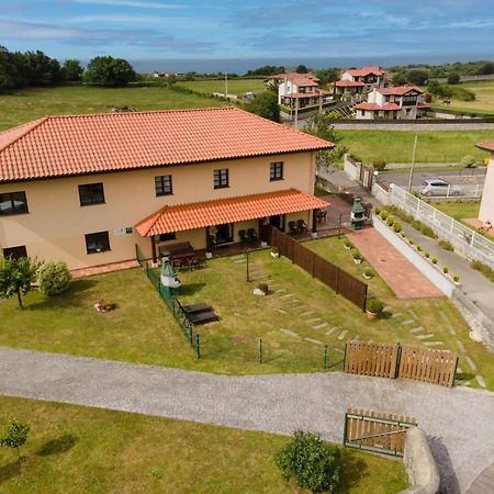 Apartamentos El Acebo Naves  Exterior photo