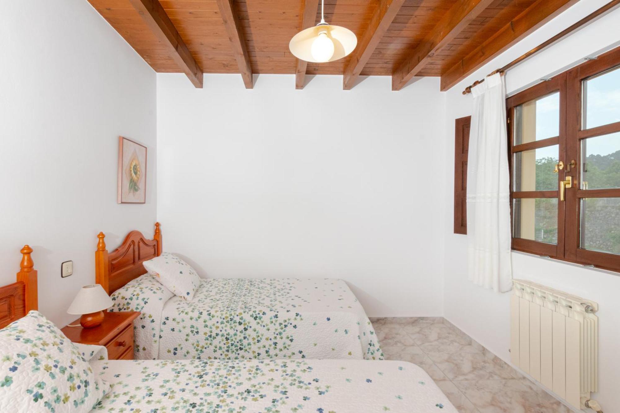 Apartamentos El Acebo Naves  Room photo